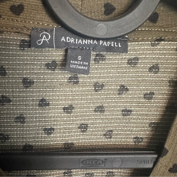 Adrianna Papell Olive Blouse with Black Dots - Picture 6 of 7